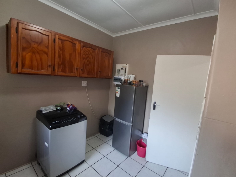 1 Bedroom Property for Sale in Quigney Eastern Cape